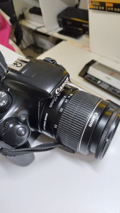 Продам профессиональный фотоапарат