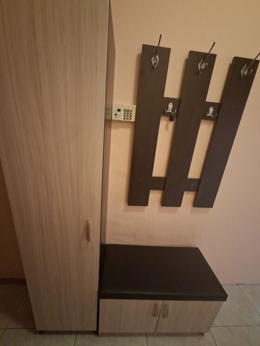 Обзавеждане за входно антре