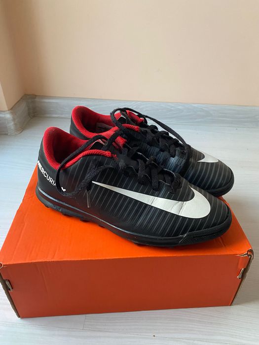 Футболни обувки Nike