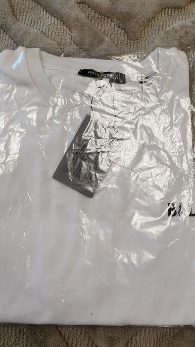 Маркови мъжки тениски Balenciaga. BOSS, Armani
