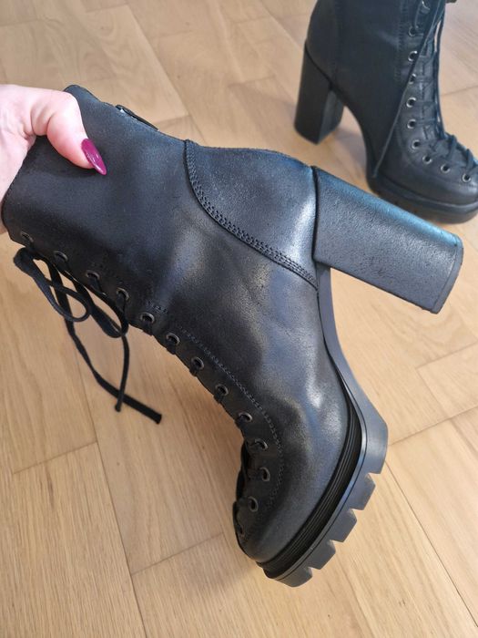 Ghete piele Musette negre 39