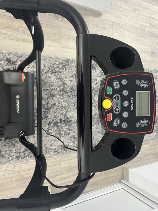 Bandă de alergare ORION – ca nouă, foarte puțin folosită