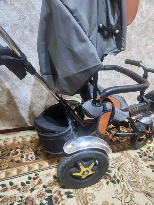 Продаётся детский велосипед-коляска