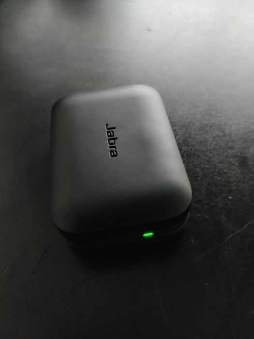 Cutie căști Jabra încărcător