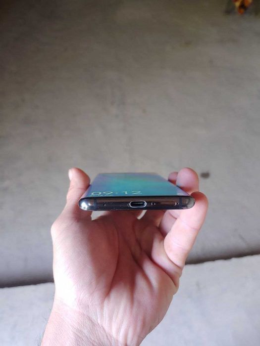 Huawei mate 20 pro 6/128 obmen flagman