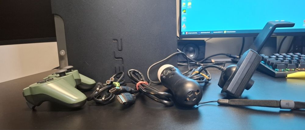 Playstation 3 modat 500GB original cu 50 jocuri