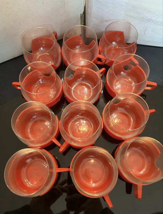 Чисто нови стъклени стъкани подстакани чаши от соц