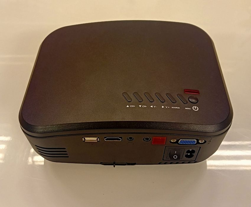 Proiector wireless C6 mini