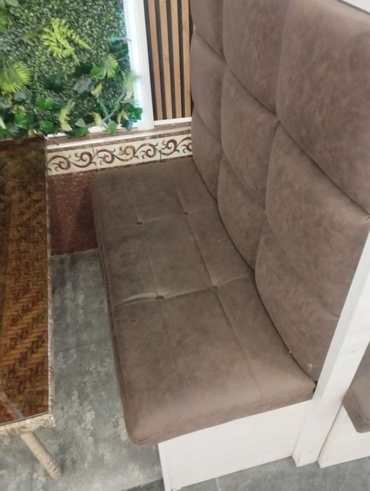 Kafe, restoran uchun yumshoq mebel