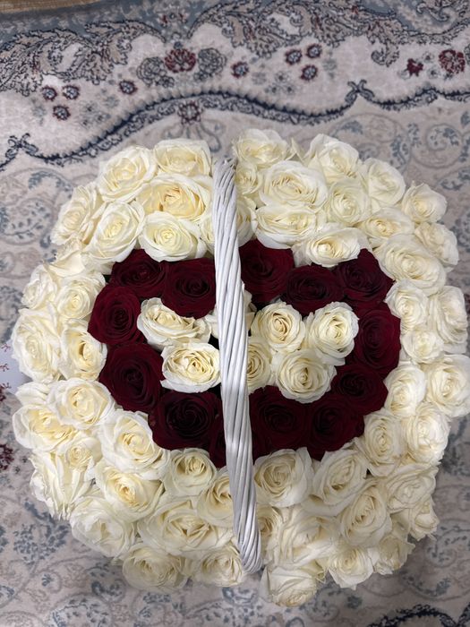 Продаю цветы буква D