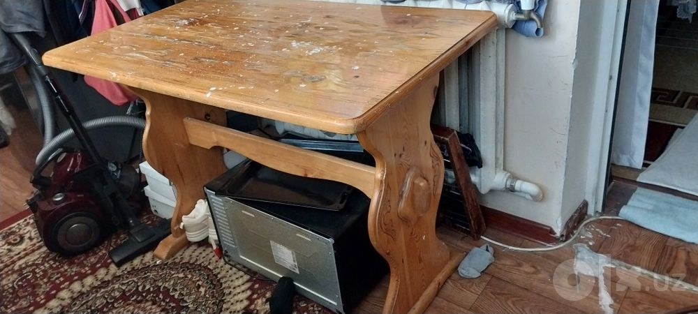 Стол сотилади нархини келиш тирамиз