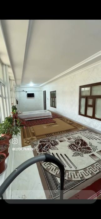 Uyi sotiladi Parkent tumani Boston mfi da