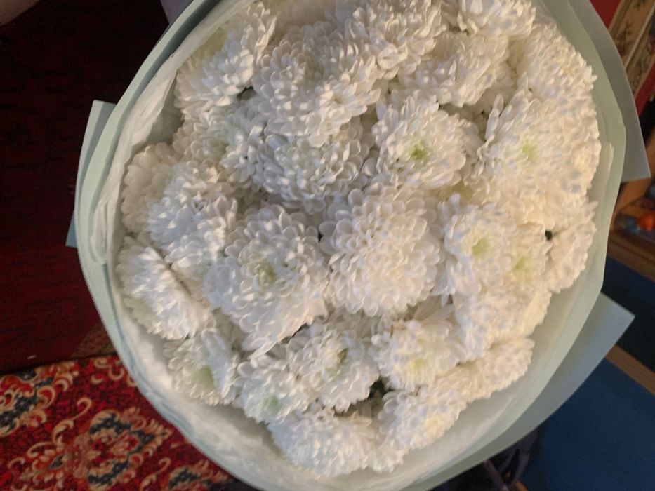 Продам  шикарный большой букет