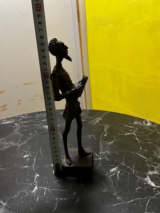 Дървена статуетка на Дон Кихот