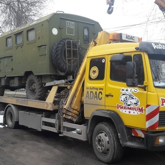 Грузовой эвакуатор. Манипулятор Трал