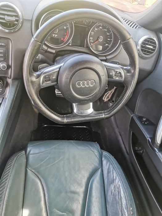 Dezmembrez audi TT 8J 3.2 VR6/bara tt/capota tt/far tt/interior tt/