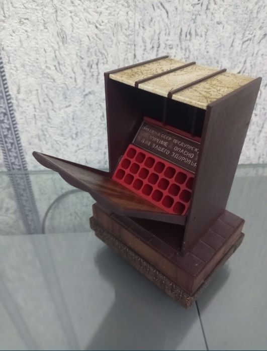 Продам пульты муз, шкатулка.