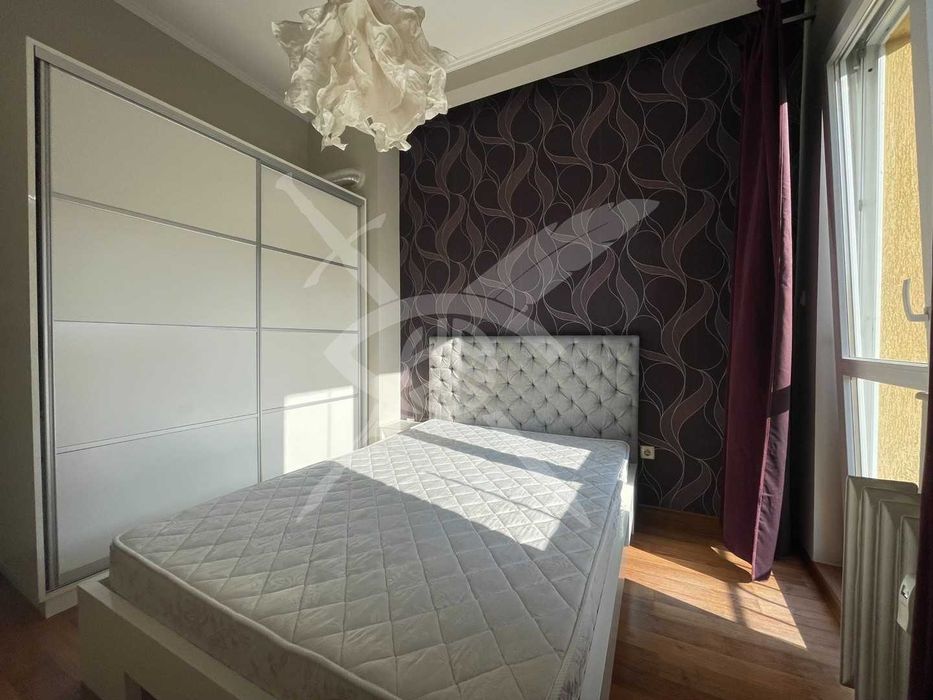 Дава се под наем Тристаен апартамент в София, Център - 75 кв.м за 790 € - Снимка #10