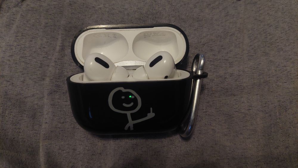 Чехол для AirPods pro