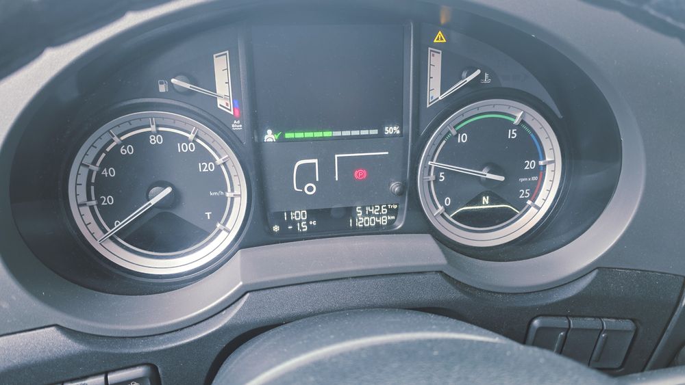 Komplekt Daf Pritsepi Kogel sotiladi yili 2016 ga 2016
Pritsepi   KOGE