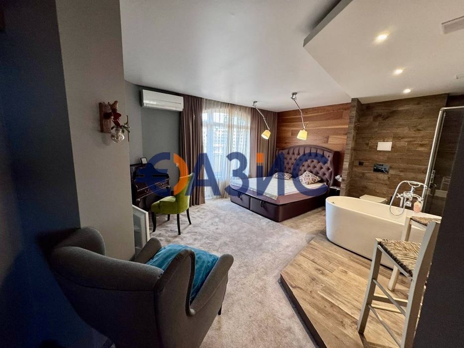 Продава се Четиристаен апартамент в Свети Влас - 150 кв.м за 1054 €/кв.м - Снимка #13