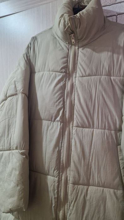 Продам пуховики стильные