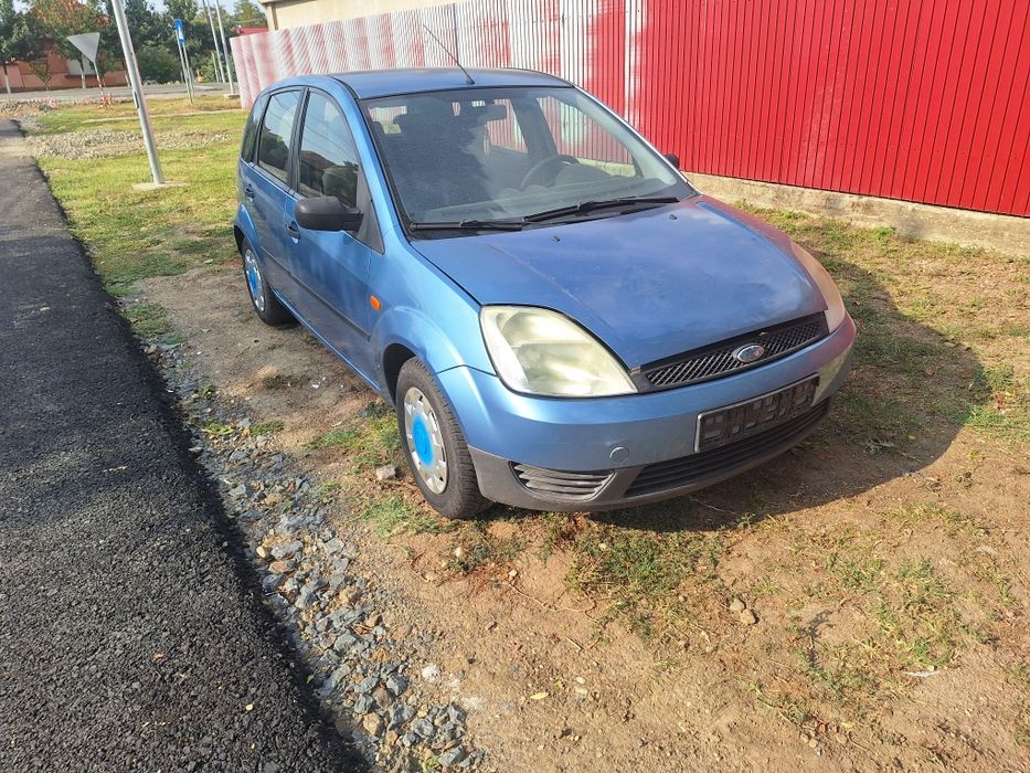 Dezmembrez ford fiesta 1.4 benzina
