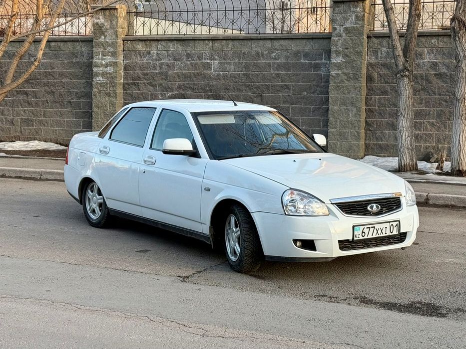 Продам Lada Priora 2014
