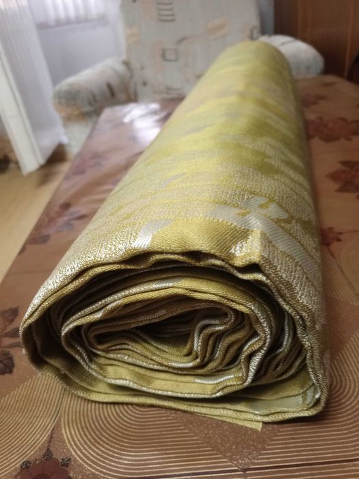 Материал на  шторы ,занавески  шелковые  на окно и  двери