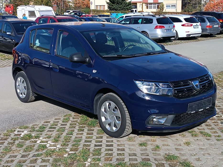 Dacia Sandero Carte service la Dacia, la zi !! 65.000 km