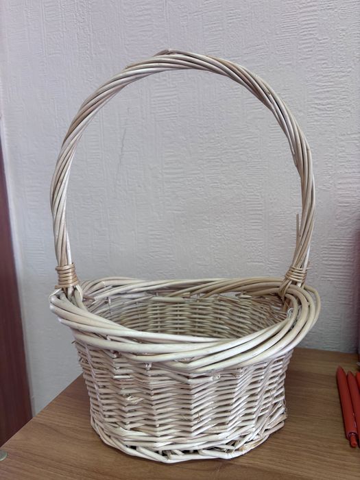 Корзины продам 3 штуки разные