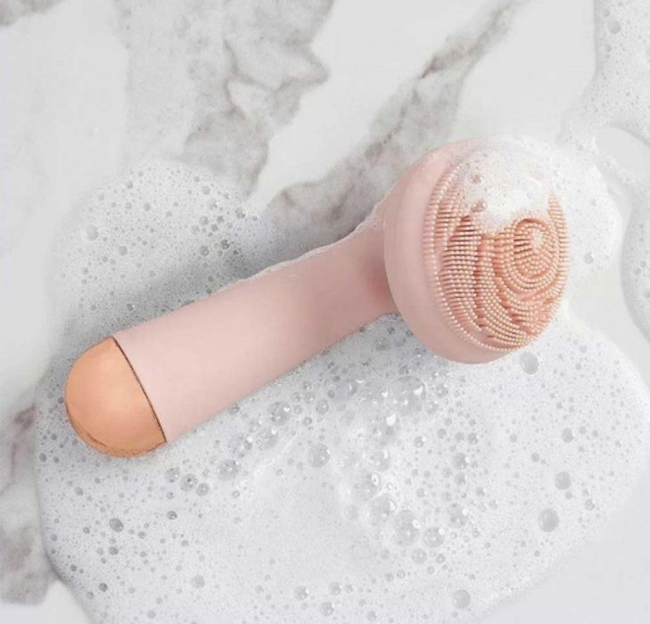 - 50% Намаление!!! Масажираща силиконова четка за дълбоко почист