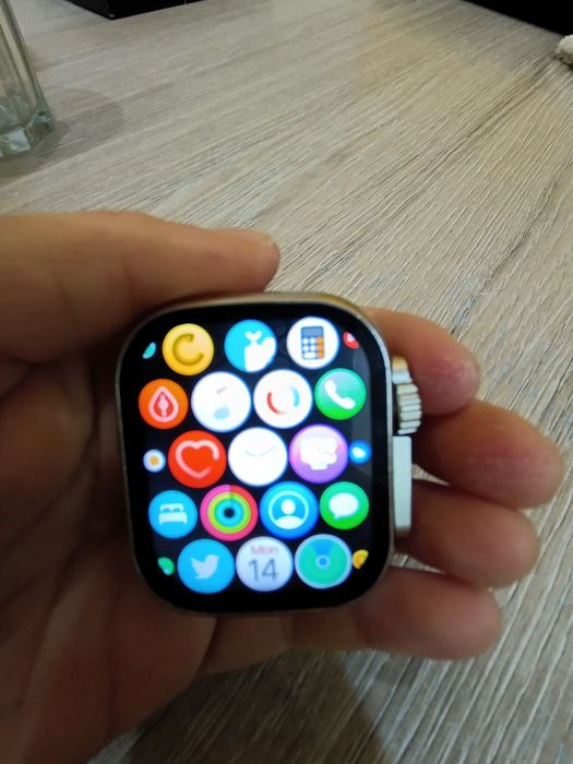 Смарт водоустойчив часовник