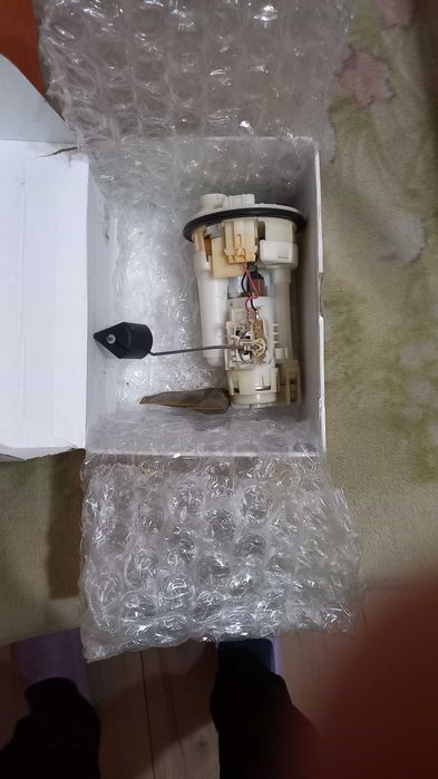 Бензинова помпа за Тойота Корола Версо