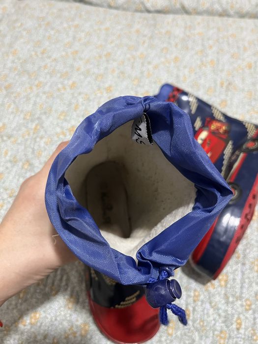 Продам резиновые сапожки