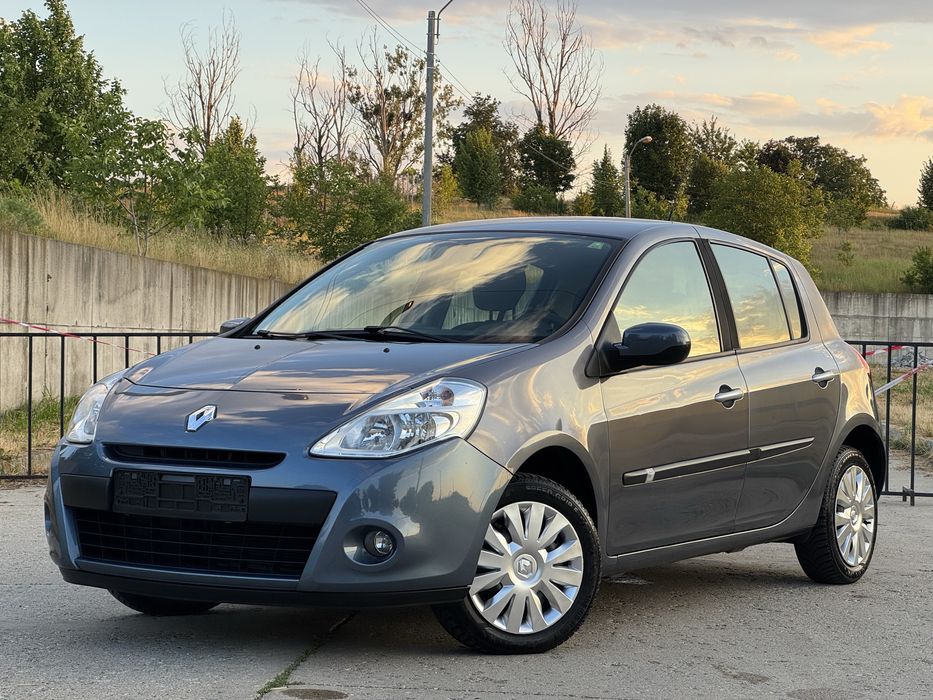 RENAULT Clio 2010