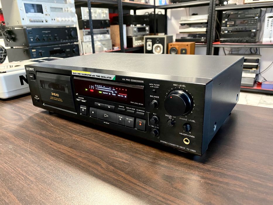 Висококачествен дек Sony