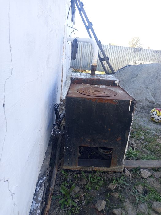 Продам Котёл год в эксплуатации