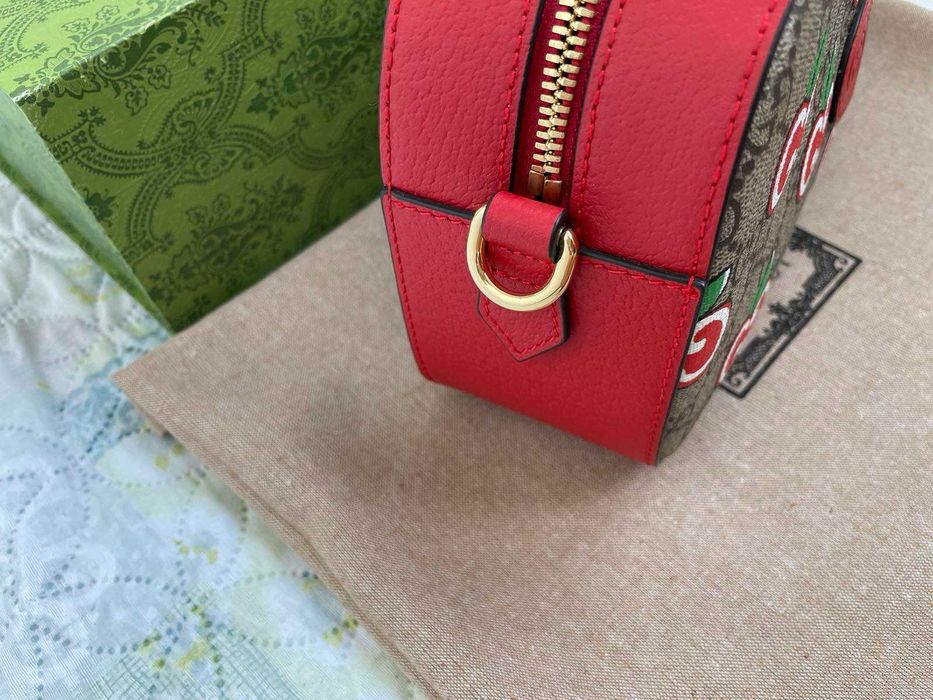 Гучи Бежова чанта Apple Принт Оригинална Gucci Червена Дръжка Gold GG