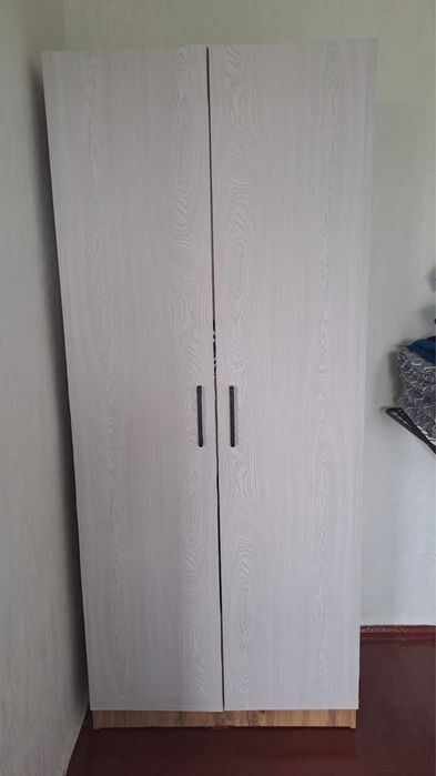 Продам шкаф как новый