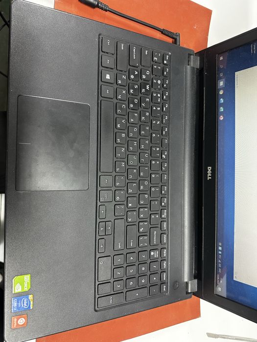Ноутбук Dell Inspirion 500 gb