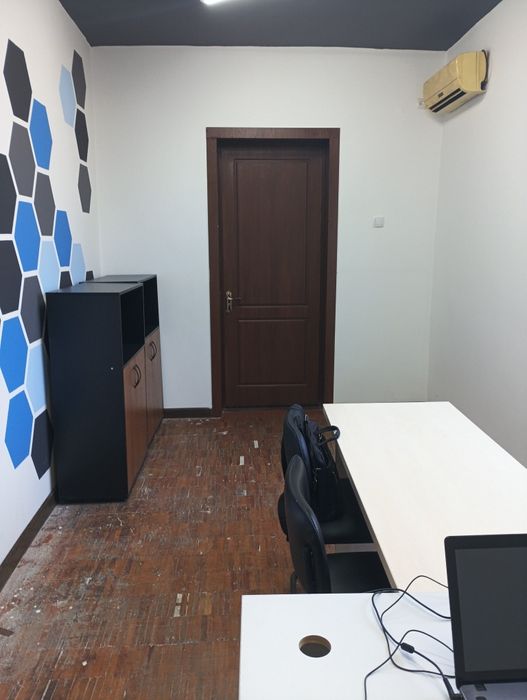 Маленький офис с юр адресом Чиланзар, с парковкой