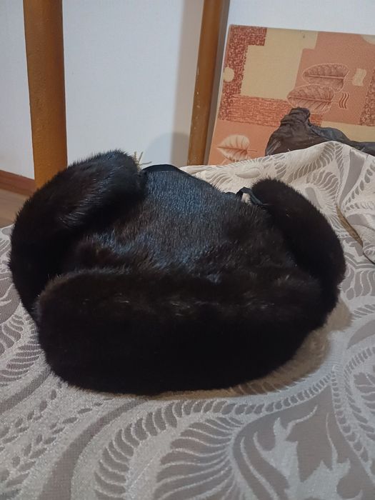 Продам шапку зимнюю