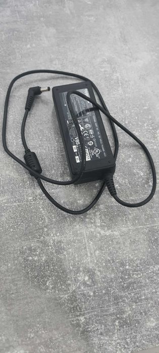 Зарядно за лаптоп Toshiba