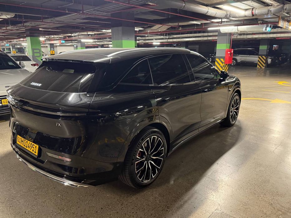 Черный Zeekr 7x Full