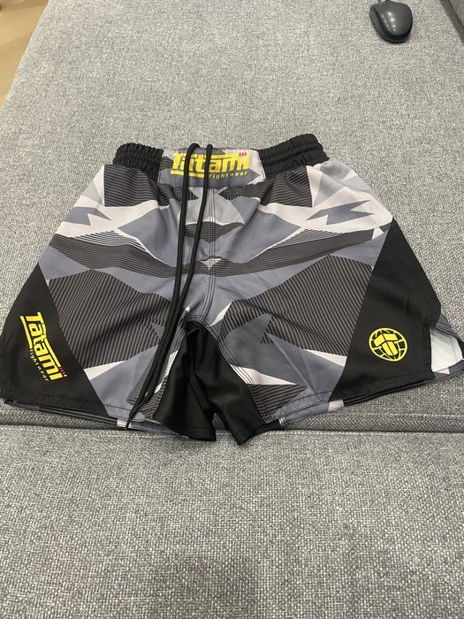 Продам рашгард BJJ