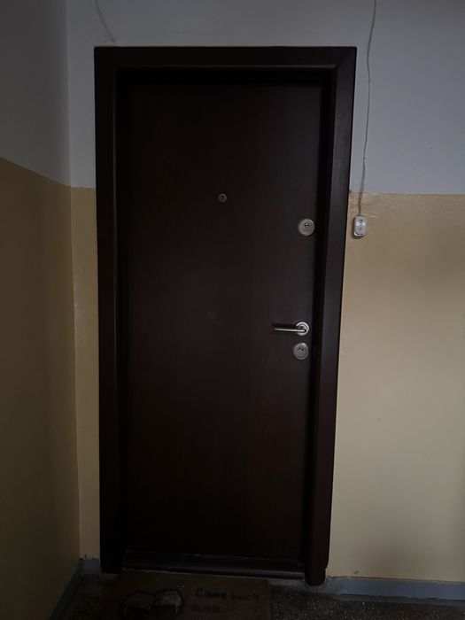 Ușă metalică Mega – stare bună, toc inclus, demontata