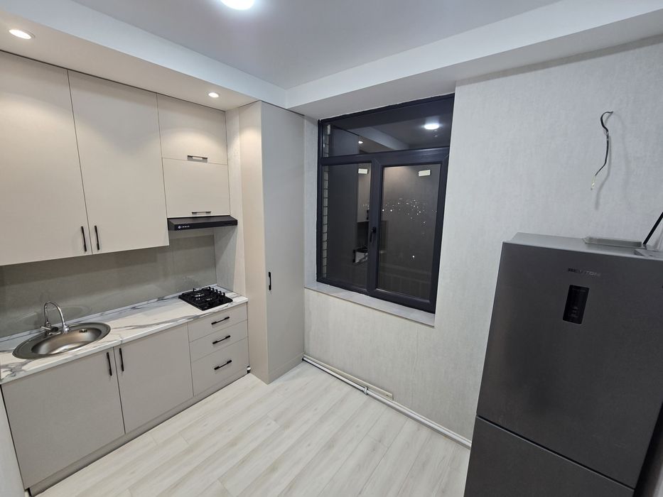 Аренда 2 комн. квартира на м-ве Панельный. 2/10/10