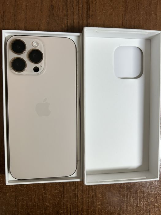 16 Pro Max 256gb E-sim