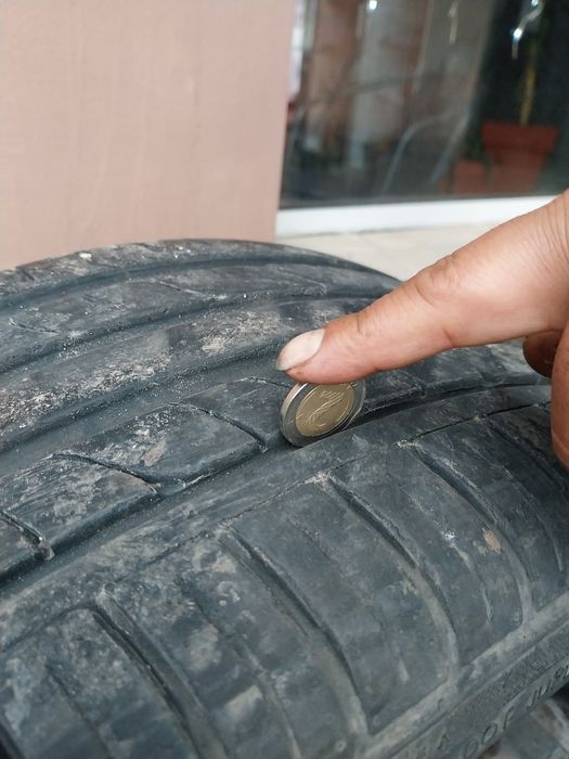 Продавам джанти с гуми за Мерцедес-255/35/20